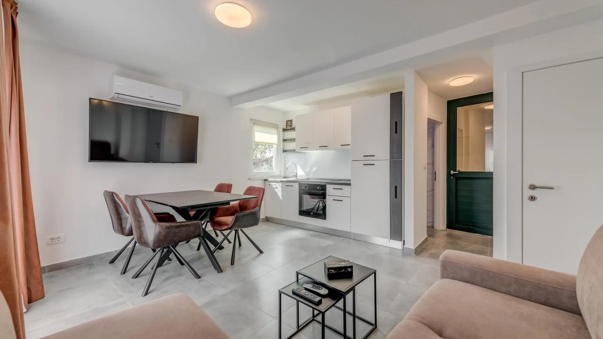 Je Te Donne Ma Liberte Apartment Split